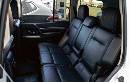 Mitsubishi Pajero IV, 2014 год, 2 035 000 рублей, 17 фотография