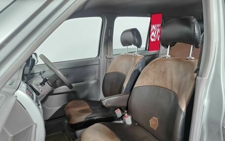 Nissan Cube II, 2002 год, 199 000 рублей, 11 фотография