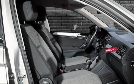 Volkswagen Tiguan II, 2021 год, 2 785 000 рублей, 11 фотография