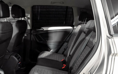 Volkswagen Tiguan II, 2021 год, 2 785 000 рублей, 19 фотография