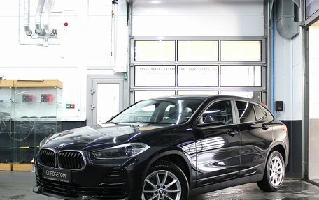 BMW X2, 2021 год, 1 830 000 рублей, 1 фотография