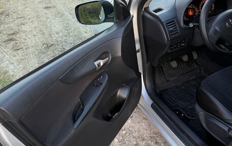 Toyota Corolla, 2007 год, 700 000 рублей, 4 фотография