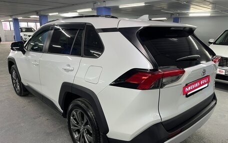 Toyota RAV4, 2025 год, 3 849 000 рублей, 7 фотография