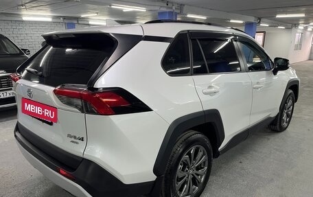 Toyota RAV4, 2025 год, 3 849 000 рублей, 5 фотография