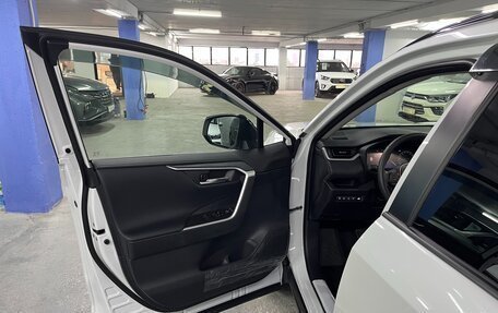 Toyota RAV4, 2025 год, 3 849 000 рублей, 10 фотография