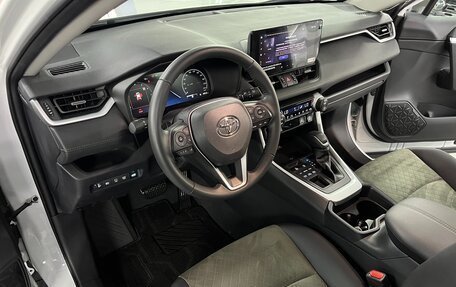 Toyota RAV4, 2025 год, 3 849 000 рублей, 11 фотография