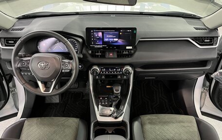 Toyota RAV4, 2025 год, 3 849 000 рублей, 16 фотография