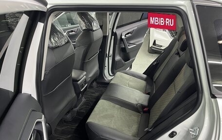 Toyota RAV4, 2025 год, 3 849 000 рублей, 22 фотография