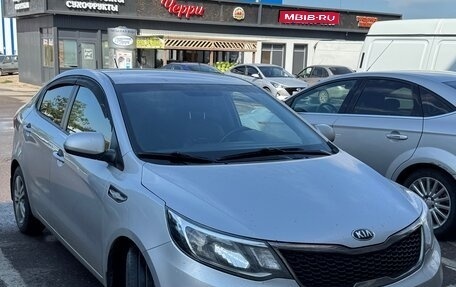 KIA Rio III рестайлинг, 2016 год, 900 000 рублей, 1 фотография