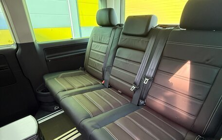Volkswagen Multivan T6 рестайлинг, 2018 год, 4 100 000 рублей, 14 фотография