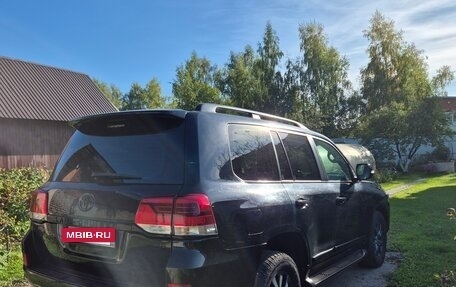 Toyota Land Cruiser 200, 2016 год, 5 300 000 рублей, 7 фотография