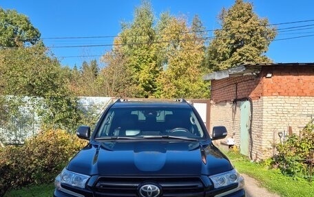 Toyota Land Cruiser 200, 2016 год, 5 300 000 рублей, 4 фотография