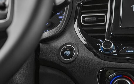 Hyundai Solaris II рестайлинг, 2021 год, 1 399 000 рублей, 13 фотография