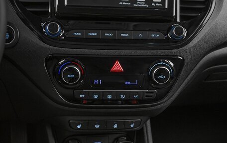 Hyundai Solaris II рестайлинг, 2021 год, 1 399 000 рублей, 17 фотография