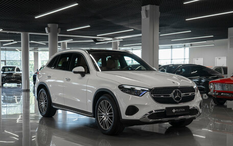 Mercedes-Benz GLC, 2024 год, 7 300 000 рублей, 2 фотография