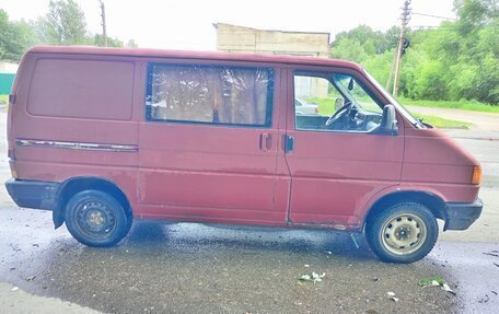 Volkswagen Transporter T4, 1995 год, 280 000 рублей, 4 фотография