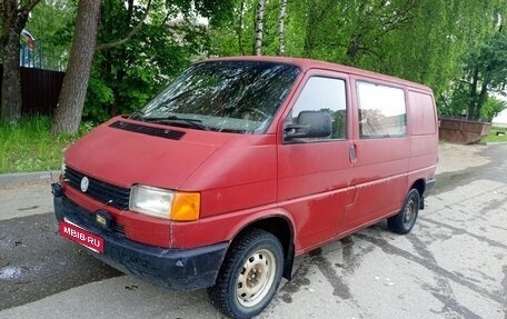 Volkswagen Transporter T4, 1995 год, 280 000 рублей, 2 фотография