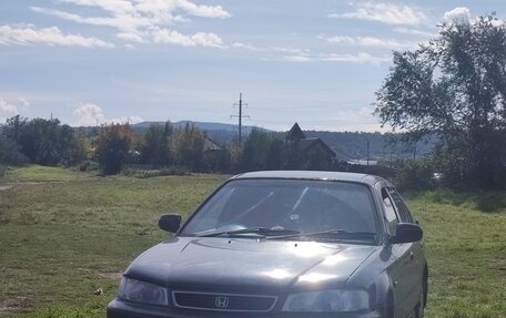 Honda Domani, 2000 год, 350 000 рублей, 2 фотография