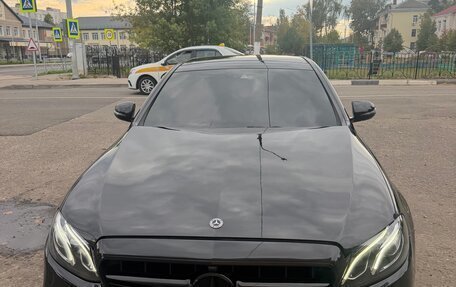 Mercedes-Benz E-Класс, 2017 год, 2 900 000 рублей, 9 фотография