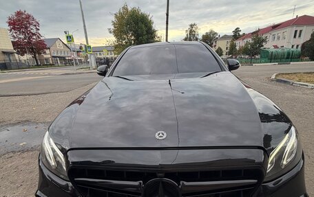 Mercedes-Benz E-Класс, 2017 год, 2 900 000 рублей, 16 фотография
