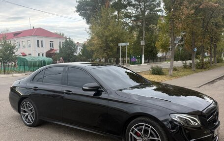 Mercedes-Benz E-Класс, 2017 год, 2 900 000 рублей, 13 фотография