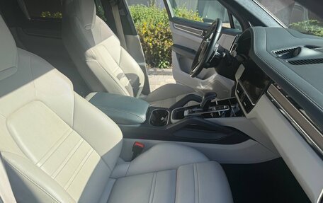 Porsche Cayenne III, 2021 год, 10 650 000 рублей, 5 фотография
