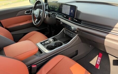 KIA Carnival, 2025 год, 4 790 000 рублей, 14 фотография