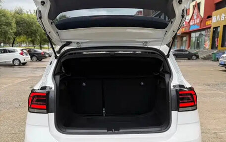 Volkswagen T-Cross I, 2022 год, 1 150 700 рублей, 6 фотография