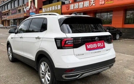 Volkswagen T-Cross I, 2022 год, 1 150 700 рублей, 4 фотография