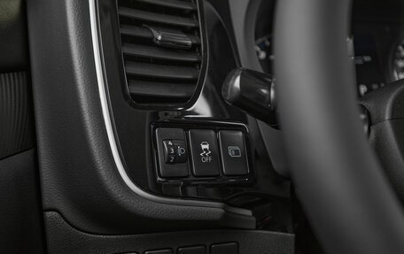 Mitsubishi Outlander III рестайлинг 3, 2013 год, 1 249 000 рублей, 13 фотография