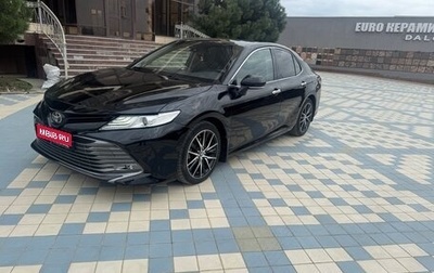 Toyota Camry, 2019 год, 2 100 000 рублей, 1 фотография