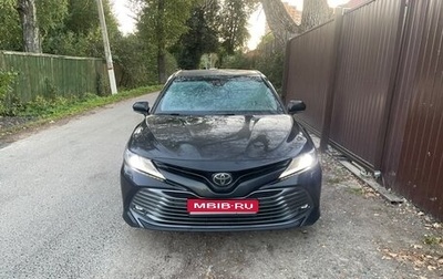 Toyota Camry, 2019 год, 2 100 000 рублей, 1 фотография