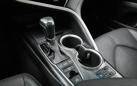 Toyota Camry, 2023 год, 3 389 000 рублей, 25 фотография