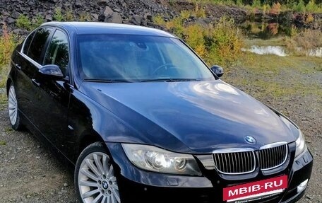 BMW 3 серия, 2005 год, 650 000 рублей, 2 фотография