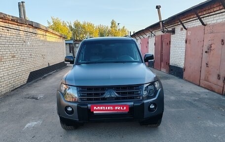 Mitsubishi Pajero IV, 2008 год, 1 450 000 рублей, 2 фотография