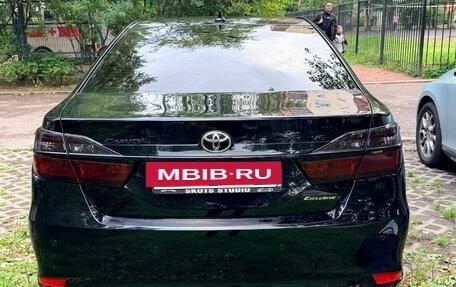 Toyota Camry, 2016 год, 2 300 000 рублей, 4 фотография