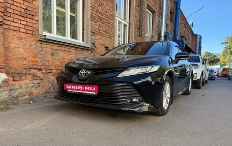 Toyota Camry, 2020 год, 2 930 000 рублей, 8 фотография