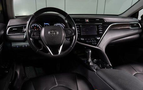 Toyota Camry, 2020 год, 2 849 000 рублей, 6 фотография
