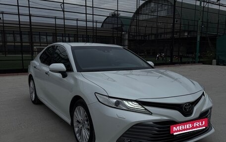 Toyota Camry, 2019 год, 2 900 000 рублей, 3 фотография