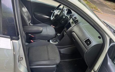 Volkswagen Polo VI (EU Market), 2013 год, 880 000 рублей, 11 фотография