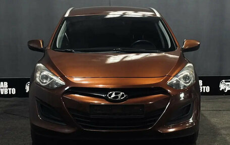 Hyundai i30 II рестайлинг, 2012 год, 990 000 рублей, 2 фотография