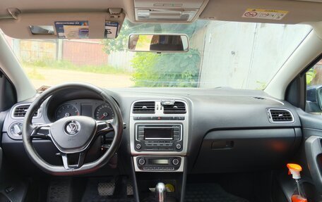 Volkswagen Polo VI (EU Market), 2017 год, 1 000 000 рублей, 5 фотография