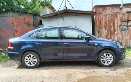 Volkswagen Polo VI (EU Market), 2017 год, 1 000 000 рублей, 3 фотография