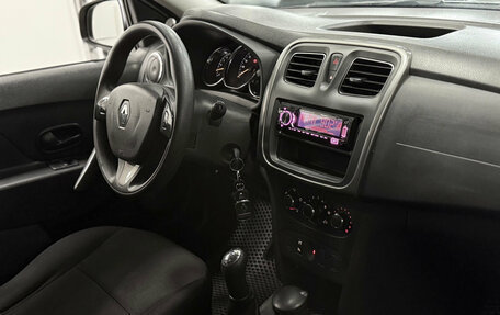 Renault Sandero II рестайлинг, 2015 год, 720 000 рублей, 10 фотография