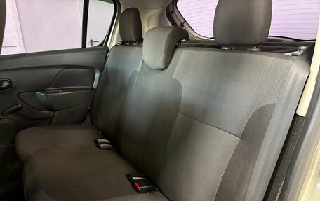 Renault Sandero II рестайлинг, 2015 год, 720 000 рублей, 13 фотография