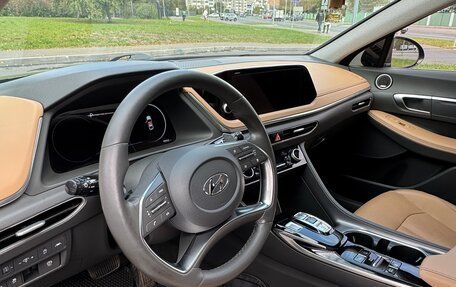 Hyundai Sonata VIII, 2020 год, 2 650 000 рублей, 4 фотография