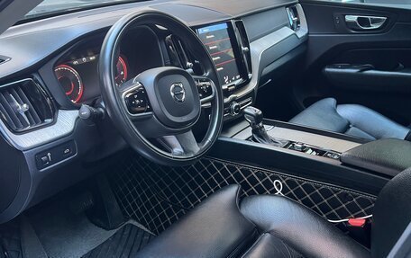 Volvo XC60 II, 2018 год, 3 450 000 рублей, 3 фотография