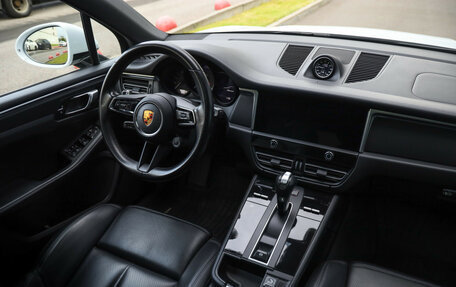 Porsche Macan I рестайлинг, 2021 год, 5 999 000 рублей, 10 фотография
