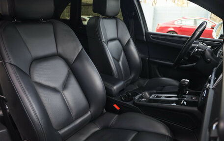 Porsche Macan I рестайлинг, 2021 год, 5 999 000 рублей, 24 фотография