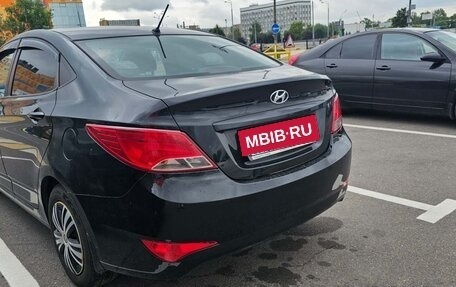 Hyundai Solaris II рестайлинг, 2016 год, 438 000 рублей, 1 фотография